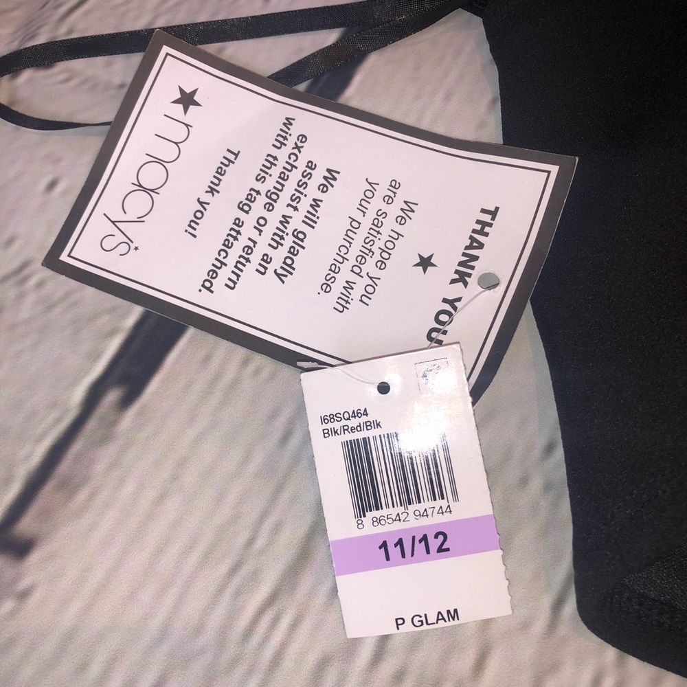 Off the Shoulder Crop Top - Picture 4 of 7